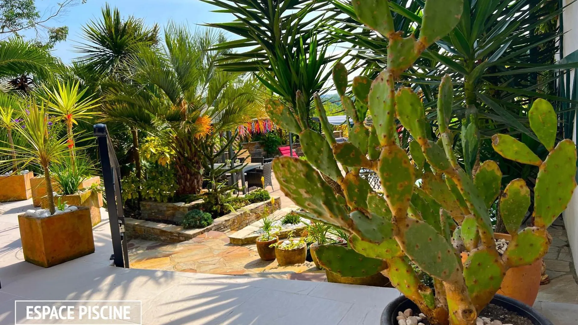Villa Merkel - 27 Pers - 11 Chambr - 10 Wc - Piscine Anglet Francia